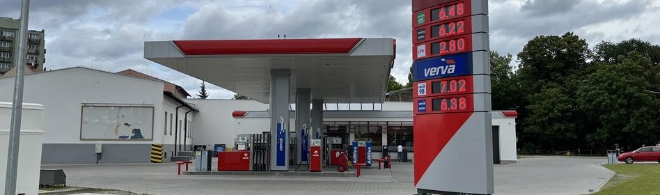 Przedłużenie obniżonych stawek VAT i akcyzy na paliwa do 15 maja