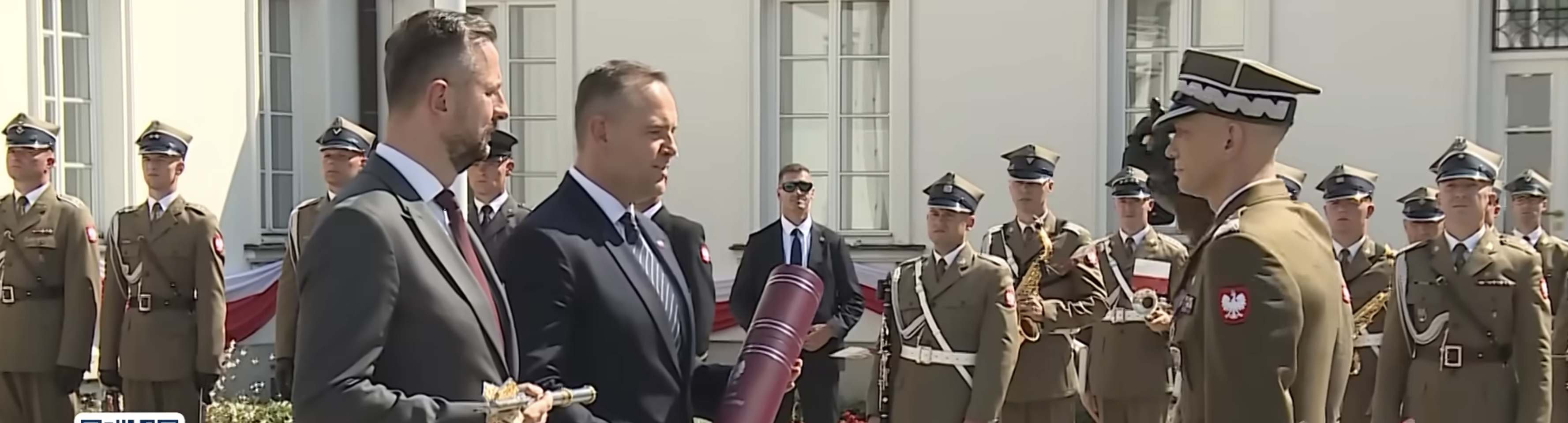 Wręczenie nominacji generalskich oraz uroczystości z okazji Dnia Flagi w Warszawie