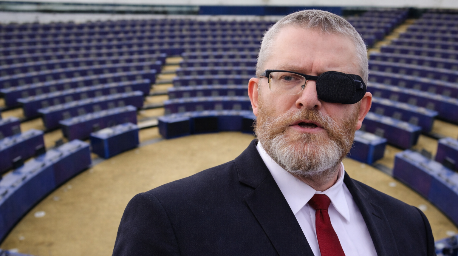 Parlament Europejski uchylił immunitet Politykowi