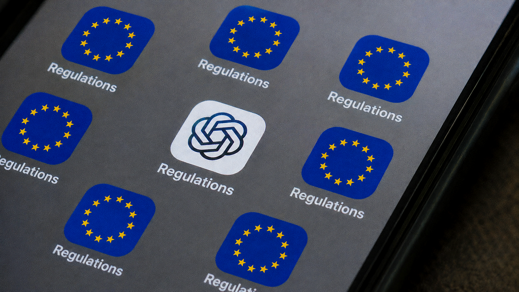Komisja Europejska rozszerza nadzór DSA na ChatGPT, Reddit i Roblox